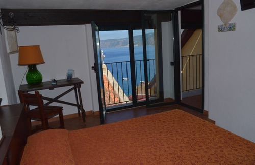 Scilla Bed & Breakfast | La Locandiera