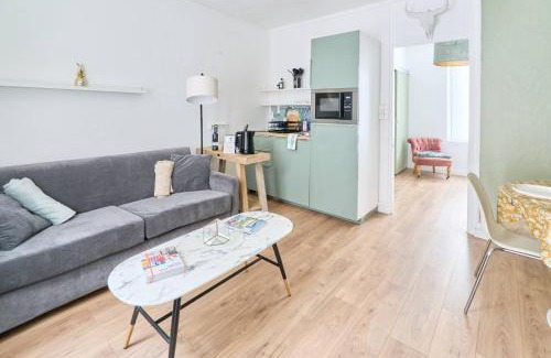 Decre-Cathedrale Apartment | LA LOGE DES CARMES -Coeur de Nantes WIFI