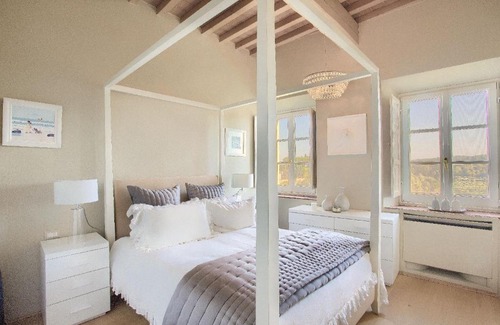 Castelfalfi Apartment | La Loggia