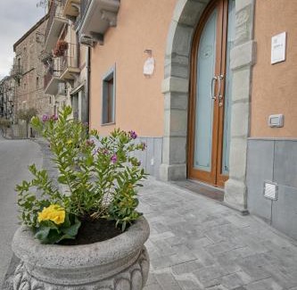 Nicosia House | La Madonnina