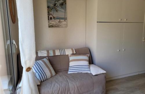 Saint-Laurent-du-Var Apartment | La Madrague