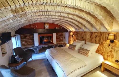Saint-Andre-de-Majencoules Bed & Breakfast | La Magnanerie de Camias