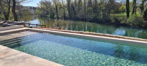Sauve House | La Magnanerie d'Hôtes ,le jardin secret