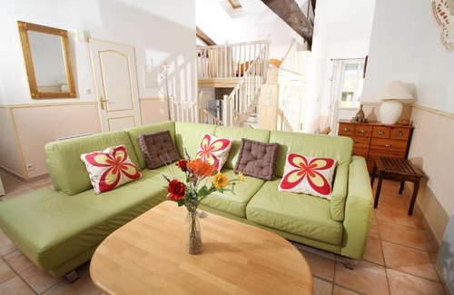 Suze-la-Rousse House | La Magnanerie