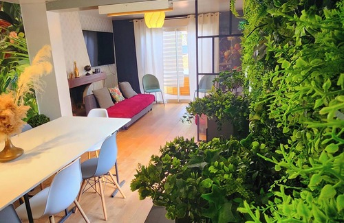 Gagny Hotel | La magnifique Villa