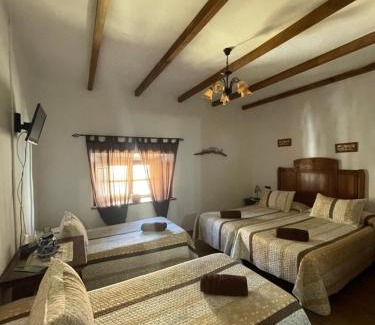La Puerta de Segura House | La magnolia