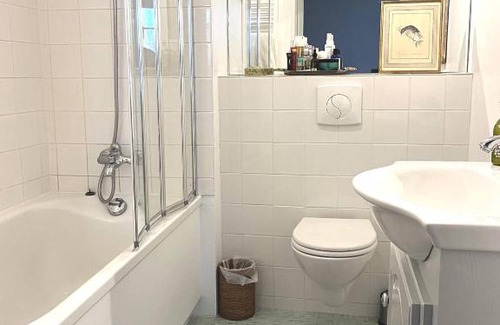 Sainte-Colombe-sur-lHers Villa | La Maison de Mama C: Charming french village home