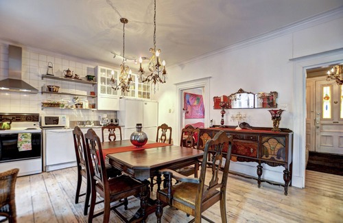 Old Quebec House | La Maison 1850 - Historical 4 Bedroom House circa 1850