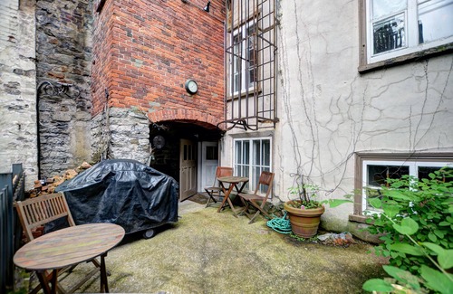 Old Quebec House | La Maison 1850 - Historical 4 Bedroom House circa 1850