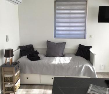 Gargas Apartment | La maison Anaïa