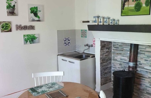 Labarthe-Bleys House | La maison au tilleul 2 people weekly rental with air conditioning