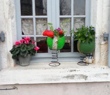 Rioux-Martin Bed & Breakfast | La maison aux livres