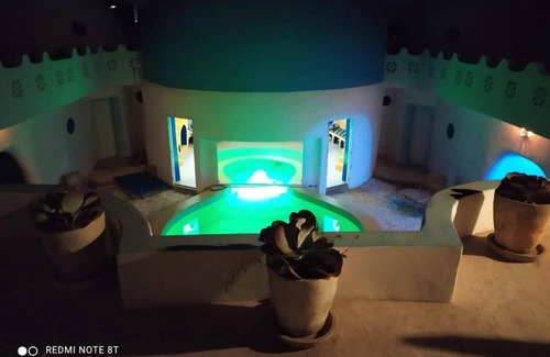 Senegal House | la maison blanche du lac