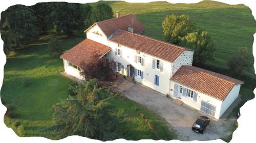 Rosieres Bed & Breakfast | La Maison Bleue - La Belle Epoque