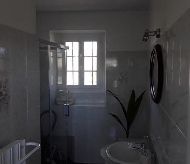 Rosieres Bed & Breakfast | La Maison Bleue - La Belle Epoque
