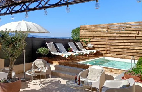 Pourrieres House | La Maison Bourgeoise - adults only
