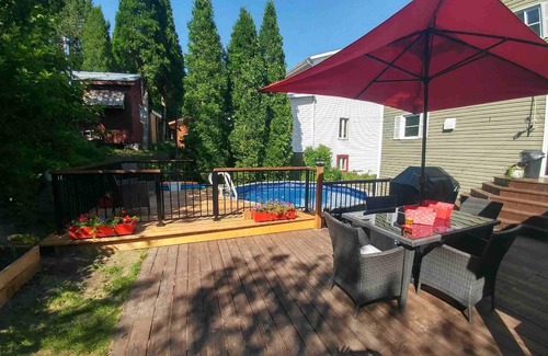 Chicoutimi House | La Maison Centenaire de La Pulperie