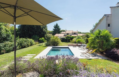 Saint-Benoit House | La Maison Château d'Eau with swimming pool