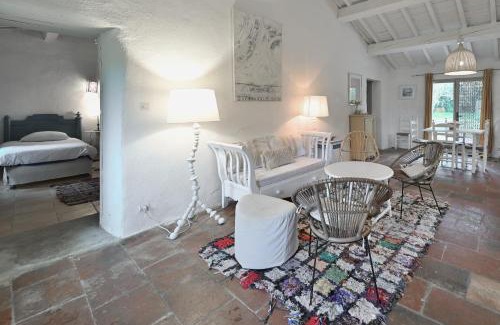 Pech-Luna House | La Maison D'amis Du Chateau