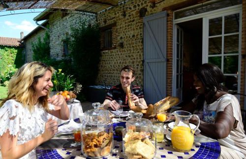 Vic-en-Bigorre Bed & Breakfast | La Maison d'Anais
