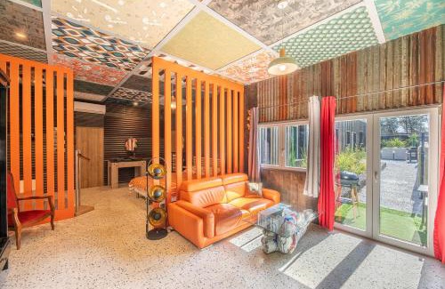 Villaines-les-Rochers Apartment | La Maison du Bois Brûlé 2 - Avec piscine partagée