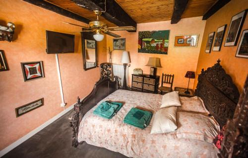 Combourg Bed & Breakfast | la maison d'idylle