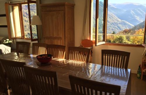 Borderes-Louron Apartment | La Maison D'ILHAN