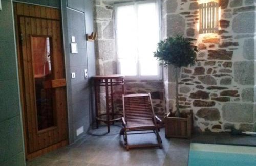 Chataigneraie Cantalienne House | la Maison d'Odette et Daniel