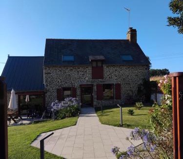 Epiniac House | "La MAISON DE DANA" ENTRE ST MALO & MT ST MICHEL