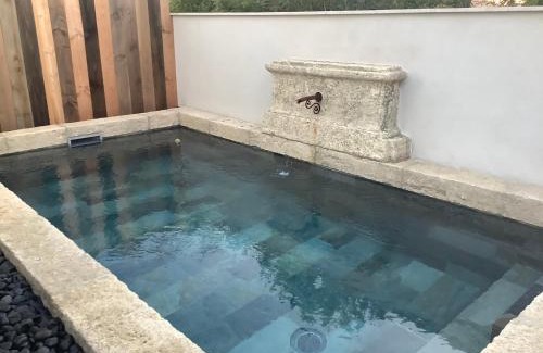 Pernes-les-Fontaines Villa | La maison de Flore