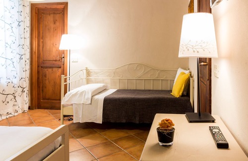 Carpaneto Piacentino Bed & Breakfast | La Maison de Vì