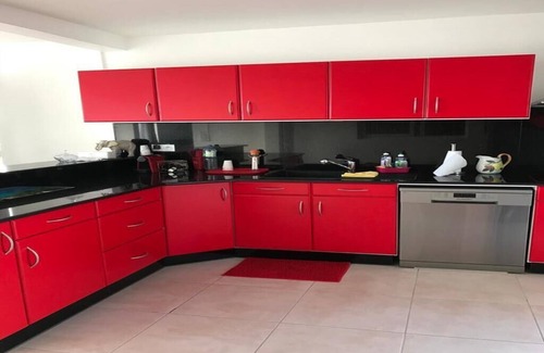 Le Moule House | La Maison De L'Hibiscus