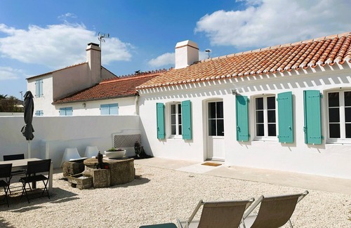 Barbatre House | La Maison de Léna - 500m from the beach
