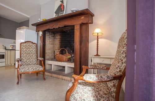 Cajarc Apartment | La Maison de Lise - Downtown apartment with private pool - 4 people