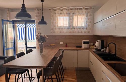 Lido House | La Maison de Monique