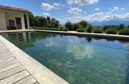 Castillon-de-Saint-Martory House | La Maison des 3 Chouettes; complete accommodation