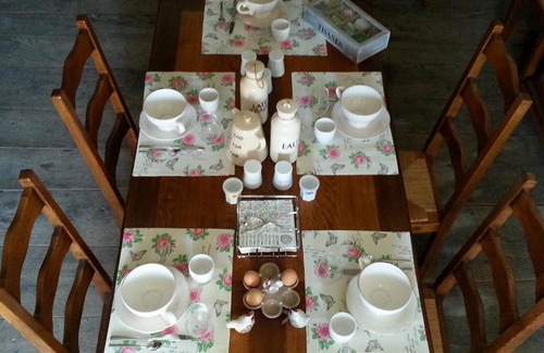 Saint-Basile Bed & Breakfast | La Maison Des Badons