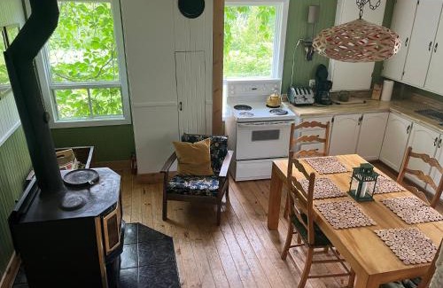 L'Anse-Saint-Jean House | La maison des Coteaux