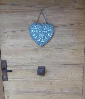 Attignat-Oncin House | La Maison des Coeurs