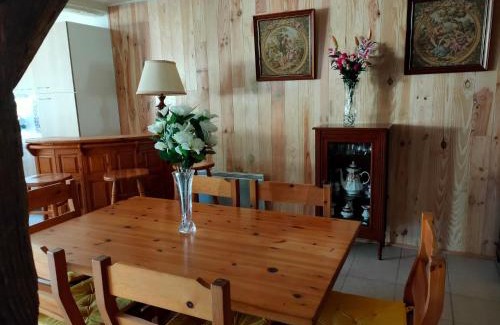Aubeterre-sur-Dronne House | La Maison des oliviers