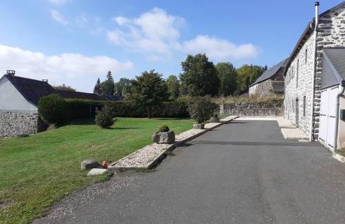 Cussac House | LA MAISON DES HIRONDELLES