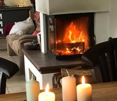 Drachenbronn House | La Maison des Roses