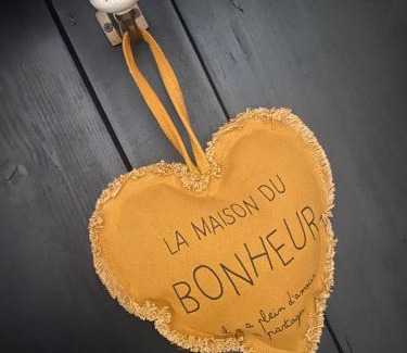 Thiel-sur-Acolin Bed & Breakfast | La Maison du Bonheur