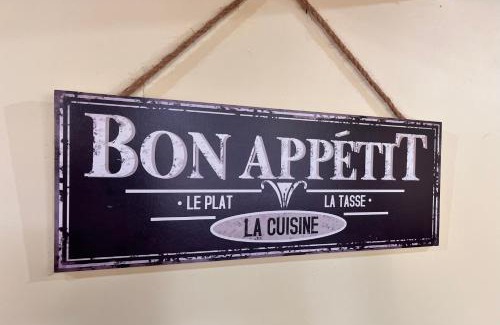 Availles-Limouzine House | La Maison du Passeur