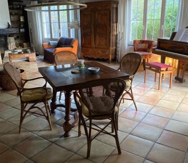 Moutier Bed & Breakfast | La maison du petit bonheur