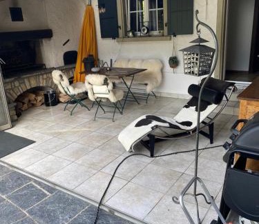 Moutier Bed & Breakfast | La maison du petit bonheur