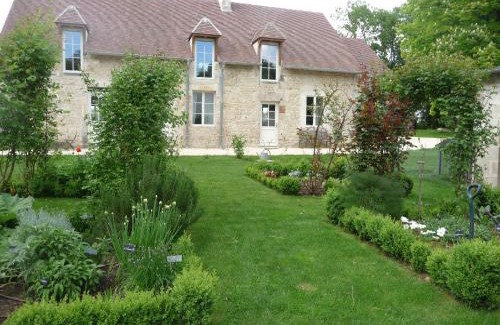 Sainte-Solange Bed & Breakfast | La Maison du Potager de Mazières