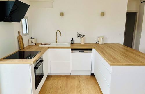 Centre Ville House | La Maison du Quai : Charme et Confort au Bord de la Sèvre Niortaise