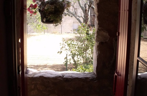Lussan House | La Maison du Rempart in Lussan, medieval house made with stones of the region