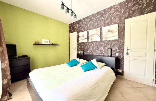 Saint-Theodorit House | La maison du soleil